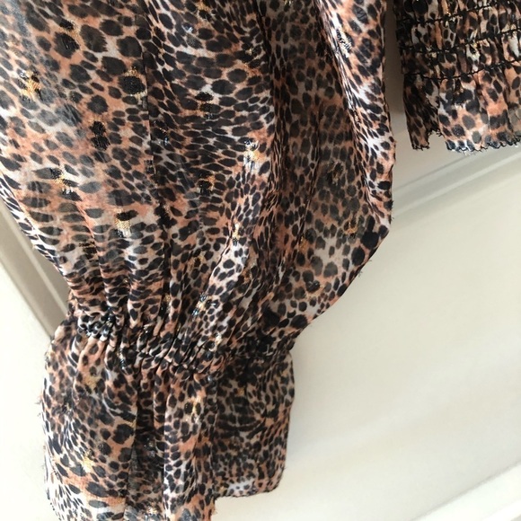 L’AGENCE Lilia Off Shoulder Top NWT Size XS - Picture 11 of 16